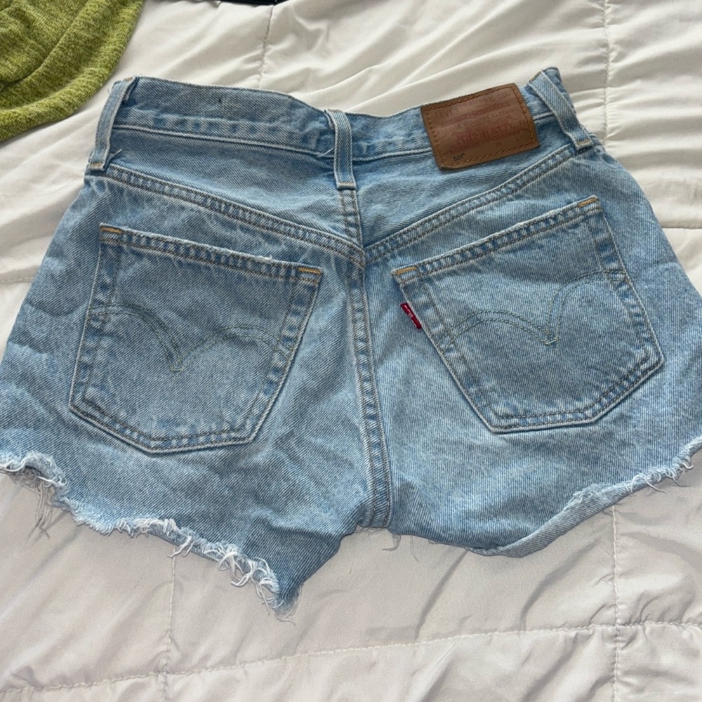 501 levi shorts